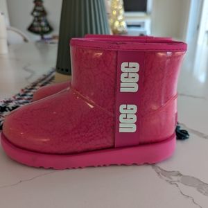 Girls size 1 UGGs